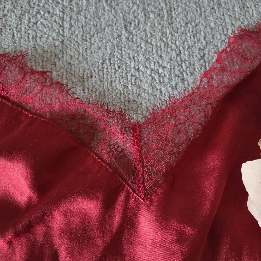 Elegant Victoria’s Secret Red Satin Lace Lingerie Set M | Babydoll & Shorts - Picture 5 of 10